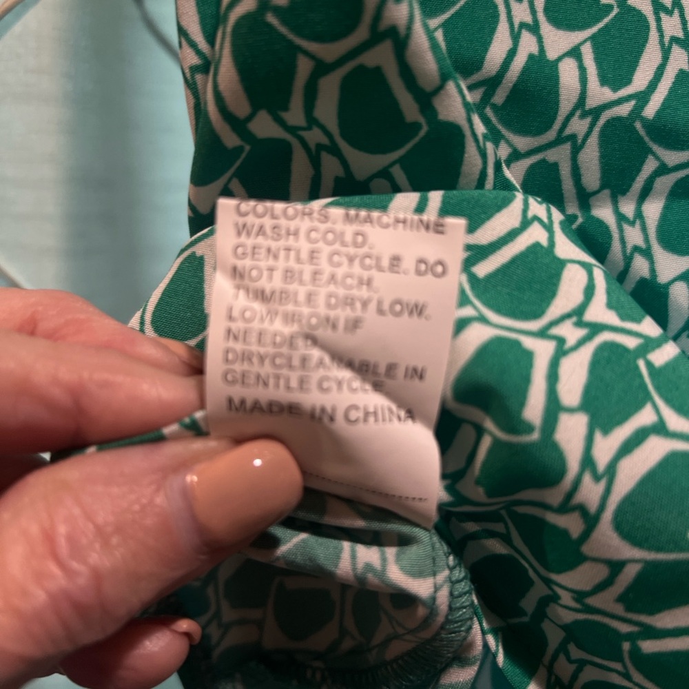 Aluna Levi Green and Pink Patterned Blouse - Picture 15 of 16